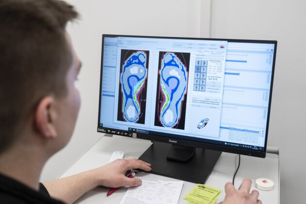 CNC Einlagenfertigung - computerunterstützt und digital